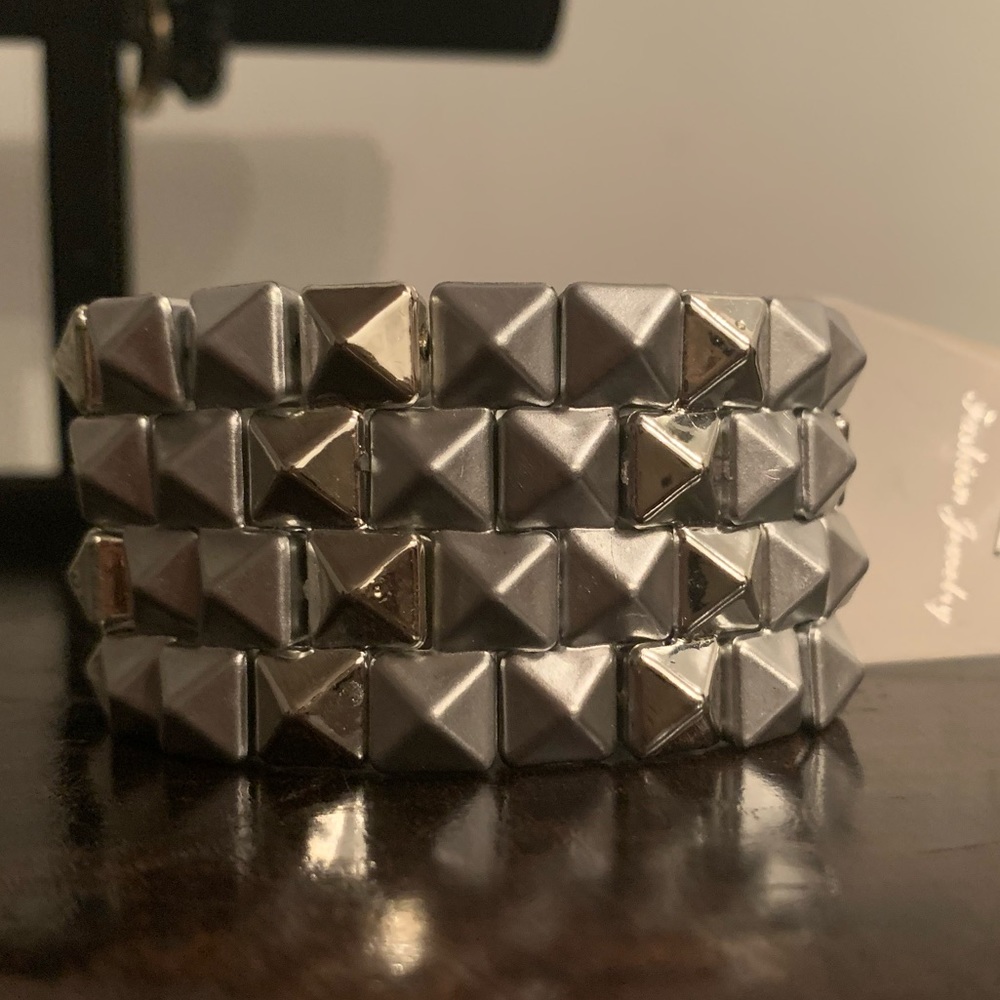 Silver squared bracelet